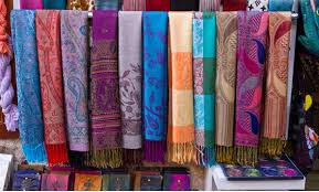 Pashmina là gì và giặt khăn lụa pashmina thế nào? Pashmina là gì và giặt khăn lụa pashmina thế nào?