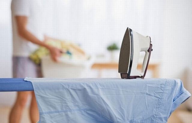 Là ủi quần áo như thế nào là đúng cách?