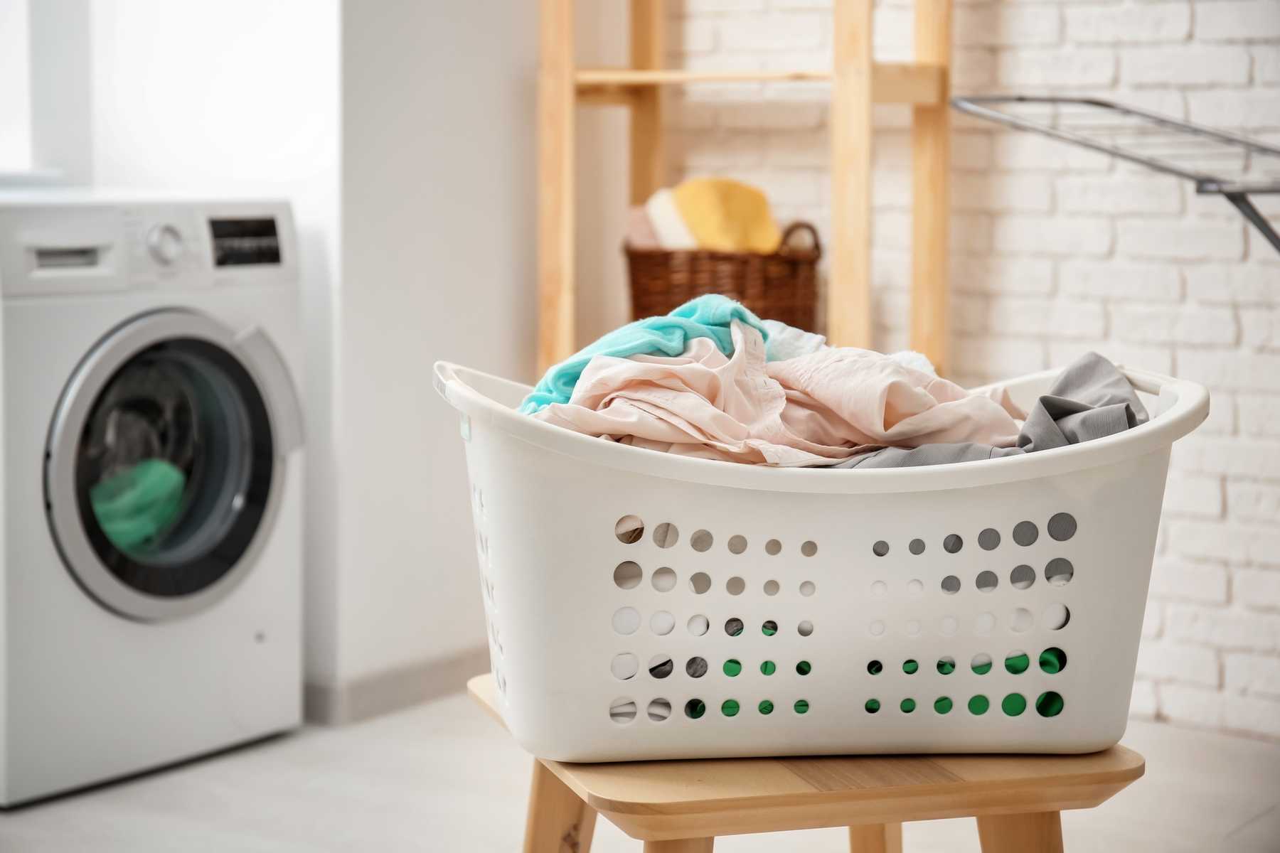 Phân biệt giặt khô và giặt ướt | Ưu và nhược điểm của từng phương pháp giặt Phân biệt giặt khô và giặt ướt | Ưu và nhược điểm của từng phương pháp giặt