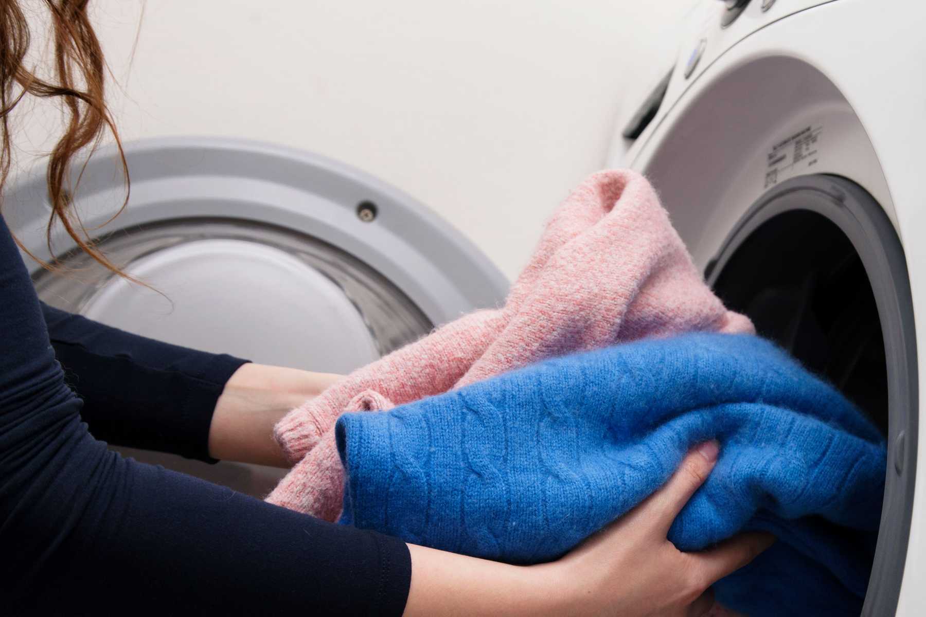 Bật mí cách giặt áo lông bằng máy giặt đúng Bật mí cách giặt áo lông bằng máy giặt đúng