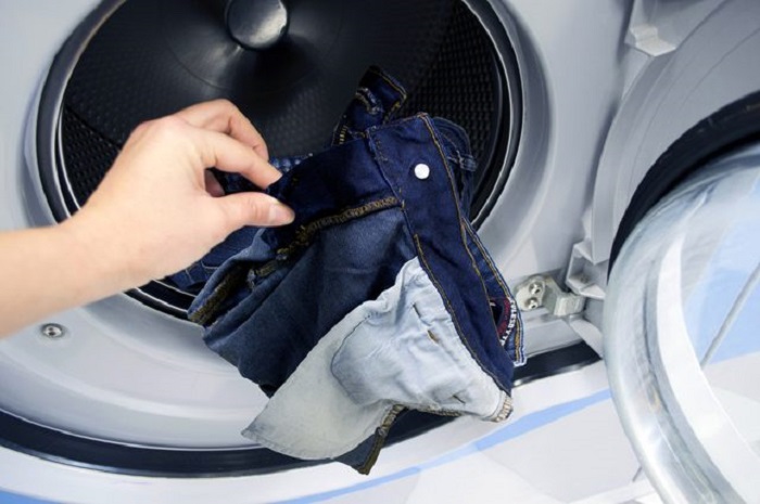 Bật mí cách giặt quần jean khi mới mua về tốt nhất Bật mí cách giặt quần jean khi mới mua về tốt nhất