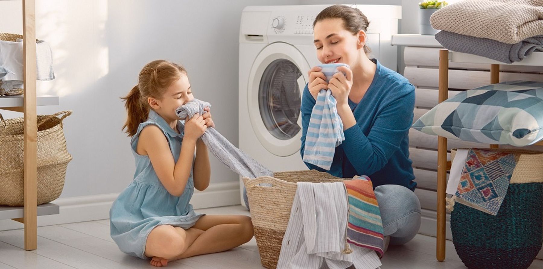 Cách xả quần áo thơm lâu bằng máy giặt