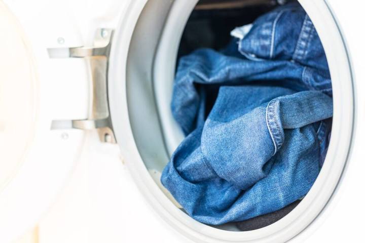 Quần jean có nên giặt máy giặt không? Quần jean có nên giặt máy giặt không?